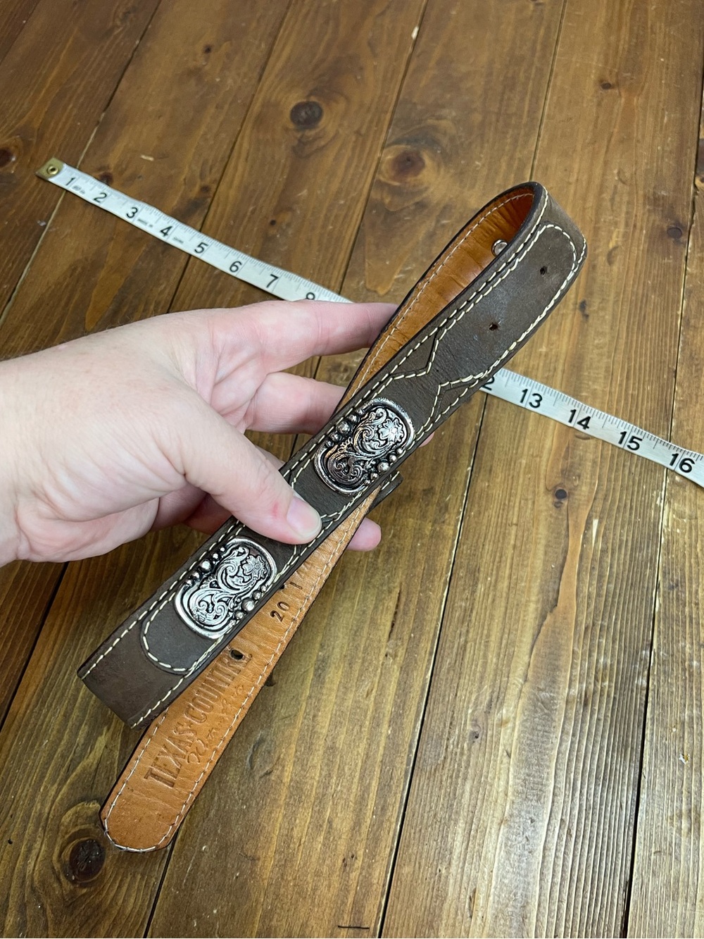 Texas country kids belt brown leather with silvertone hardware